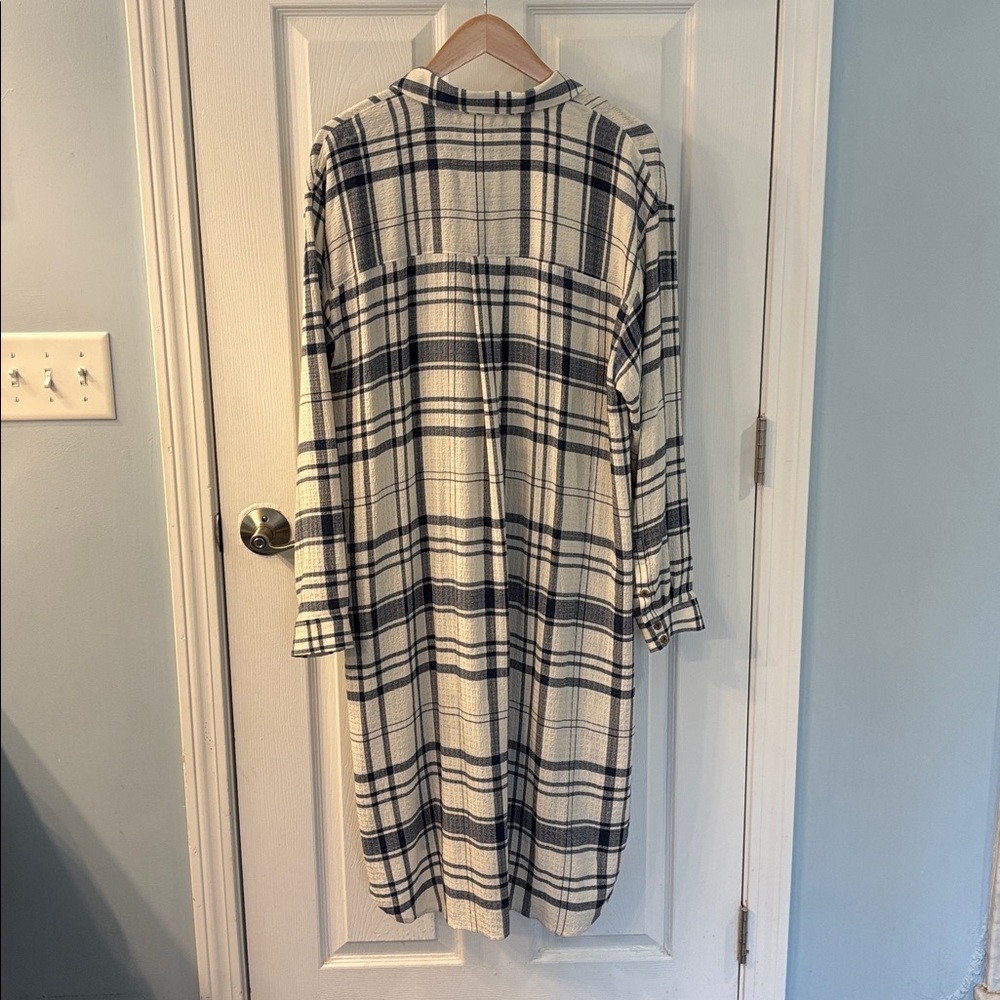 Anthropologie Pilcro Side-Slit Maci Tunic Buttondown in Ivory Plaid, size L, NWT - Picture 10 of 12